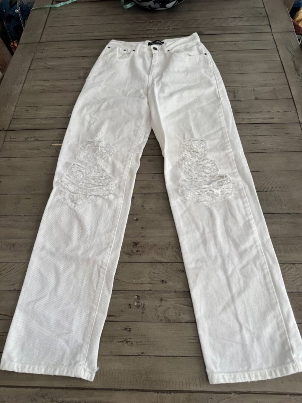 Retrofete Chris Straight Leg Distressed Jeans White Size 26